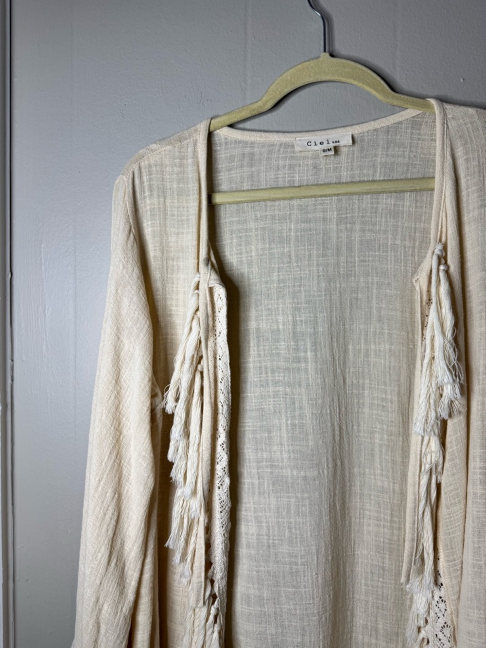 Ciel USA Cream-Colored Kimono Intricate Lace Detailing and Long Fringe Trim S/M - Picture 6 of 11